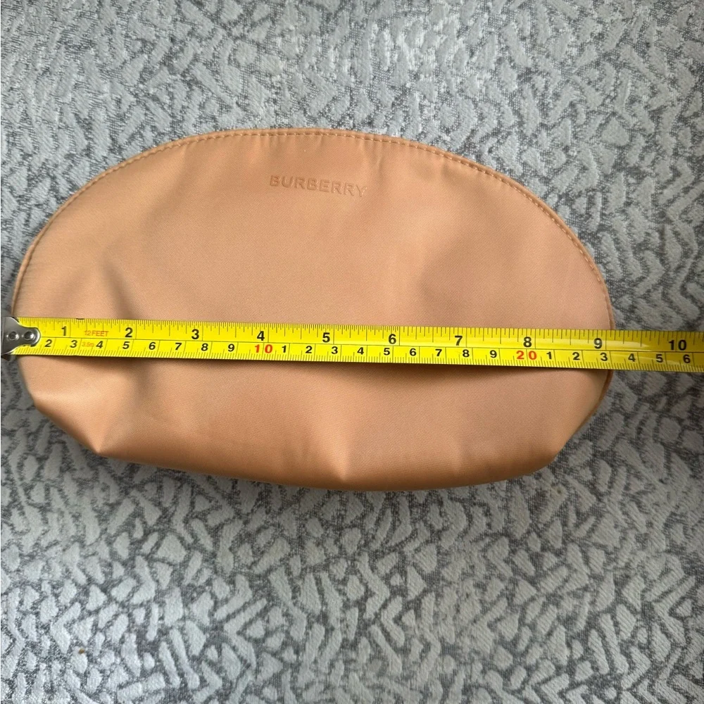 Burberry tan/camel crescent makeup pouch NWOT